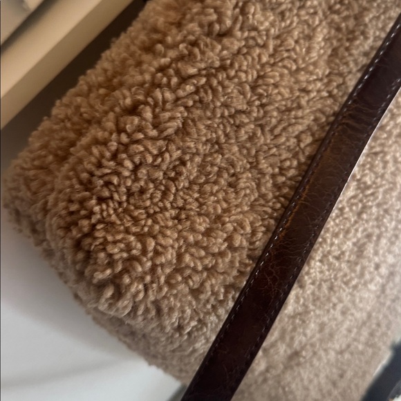 Anthropologie faux fur large crossbody shoulder bag - Picture 8 of 12